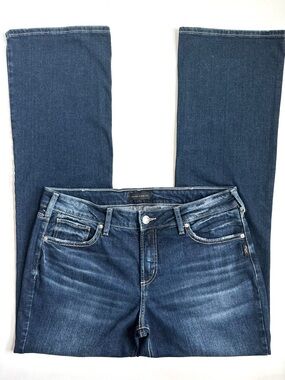 SILVER JEANS SUKI BOOTCUT BLUE DENIM JEANS Size 33